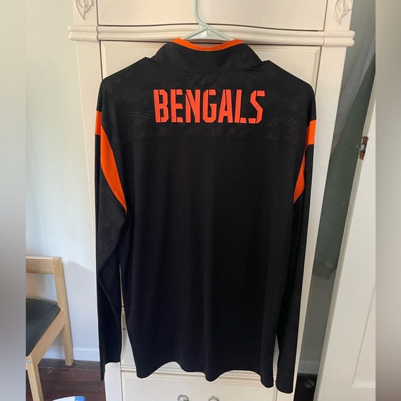 Cincinnati Bengals Fanatics Zip Up Size Large NWOT - Picture 2 of 5